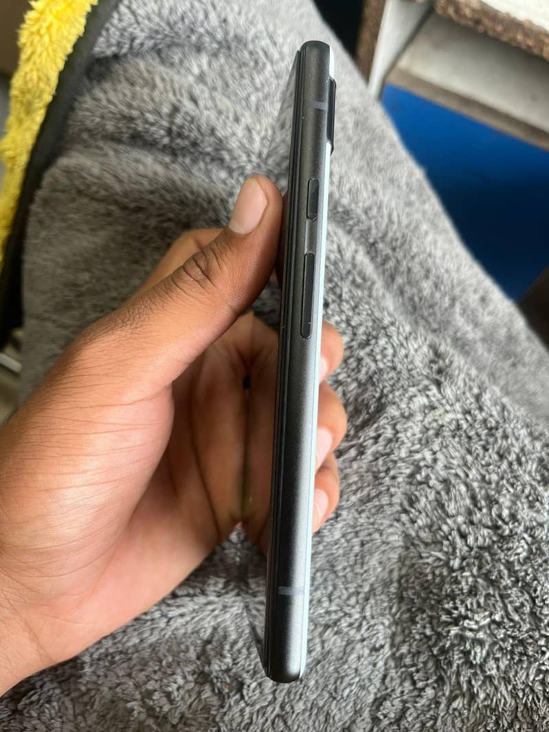 Google Pixel 6a 1