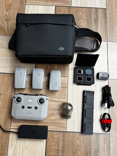 DJI AIR 2S BRAND NEW FEW TIMES USED