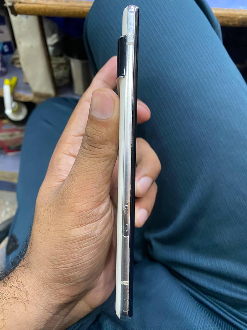 Google Pixel 6 Pro 2