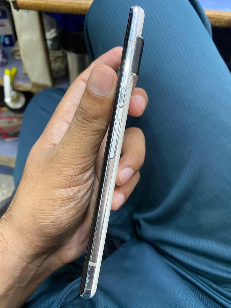 Google Pixel 6 Pro 4