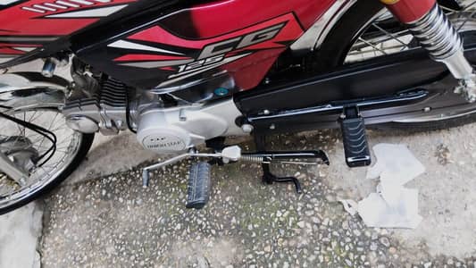 Union Star 70cc Only 4000 kmDriven . Original and double Saman ka sath