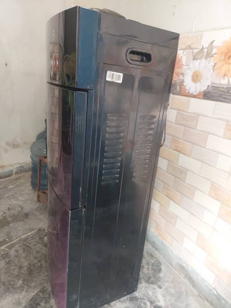 Water Dispensor 1