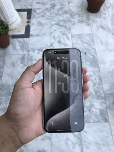 Apple iPhone 15 Pro