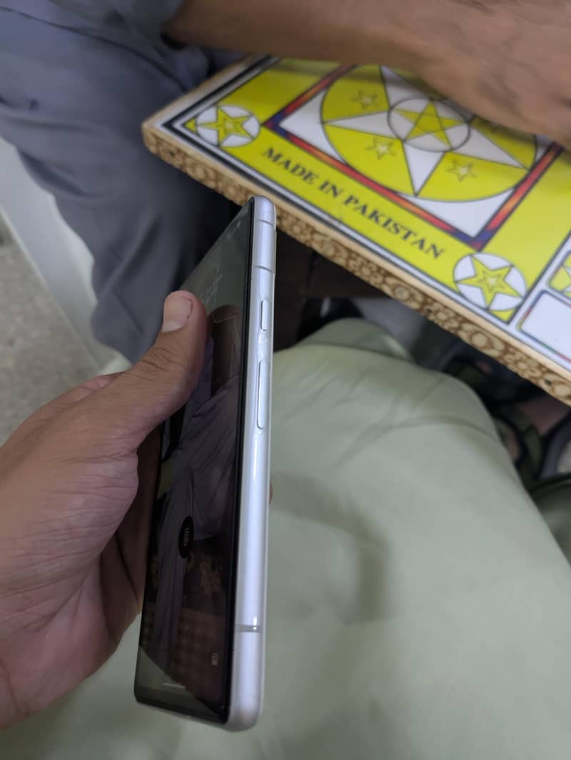 Google Pixel 7a 2