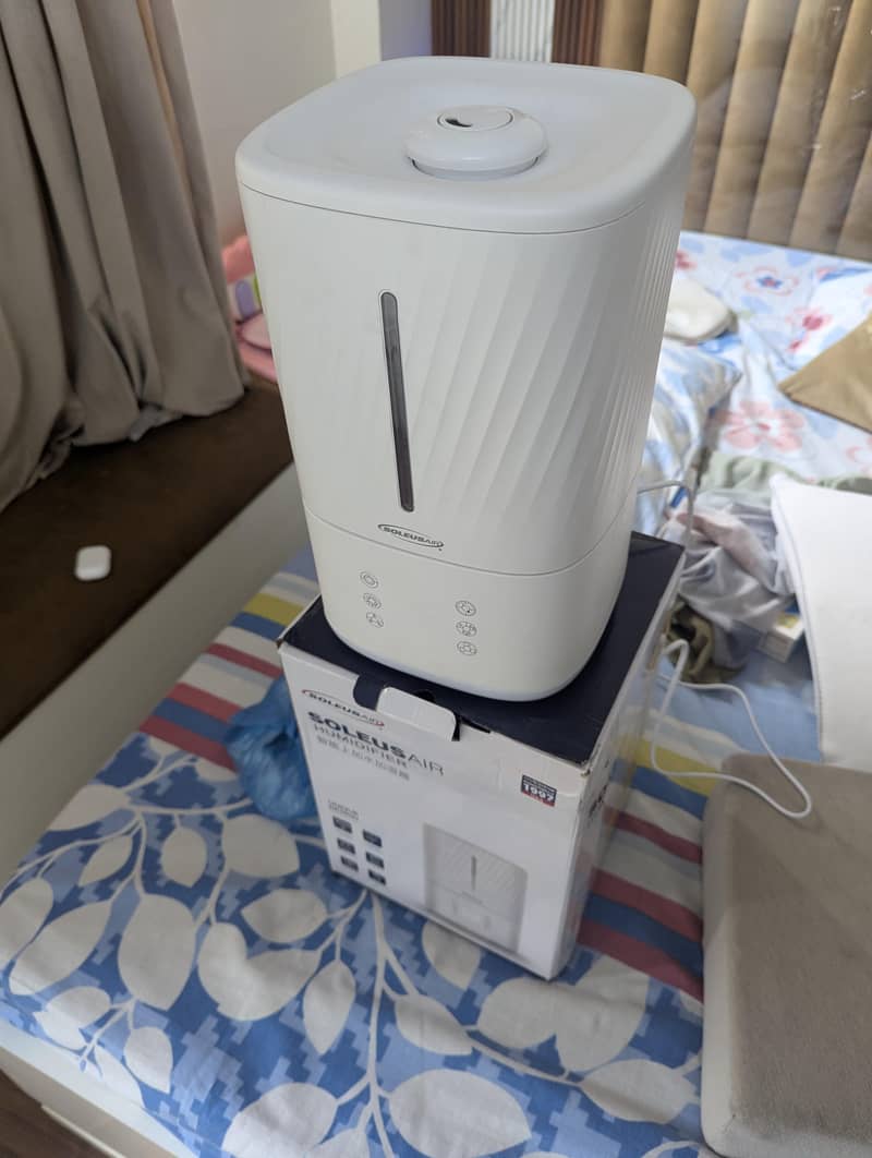 Humidifier (4.5L) 9