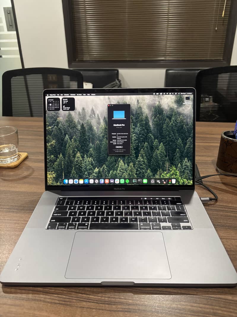 MacBook Pro 16” 0