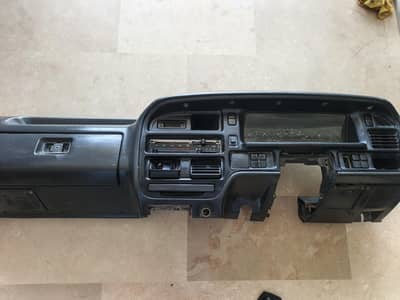 Mazda B2500 spair parts