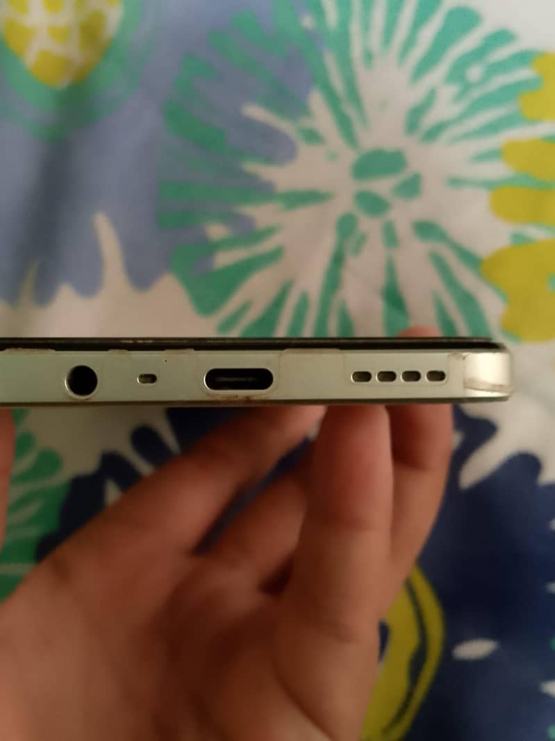 Realme Note 60x 7