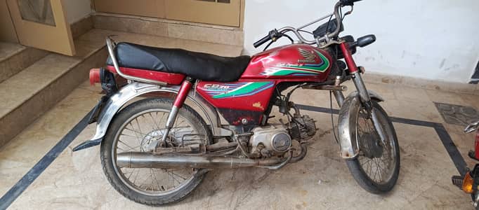 Urgent for sale Honda 70 2017 model