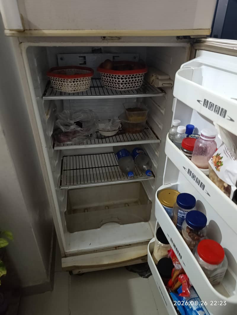 dawlance  refrigerator 2