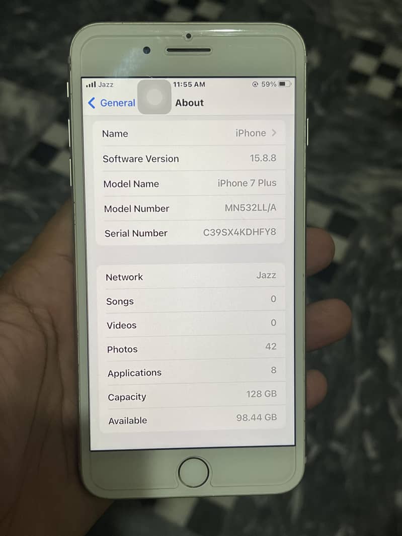 Apple iPhone 7 Plus 2