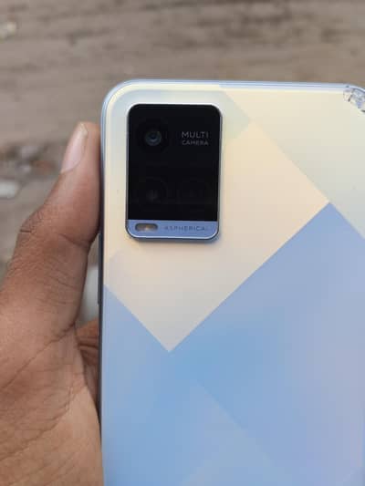 vivo y21