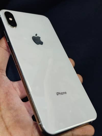 I phone xs max ( white colour )