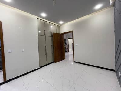 Bahria Orchard Phase 4 - Block G6 10 Marla House Up For sale