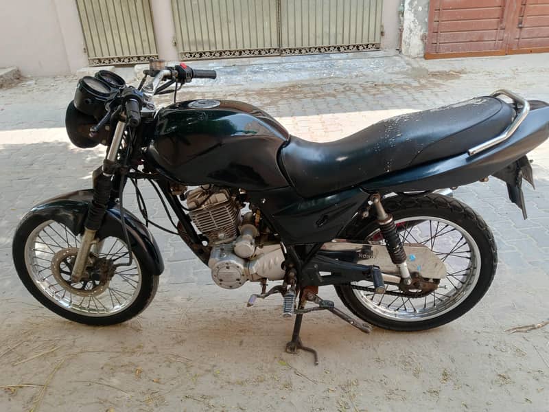 Ravi piaggio 0