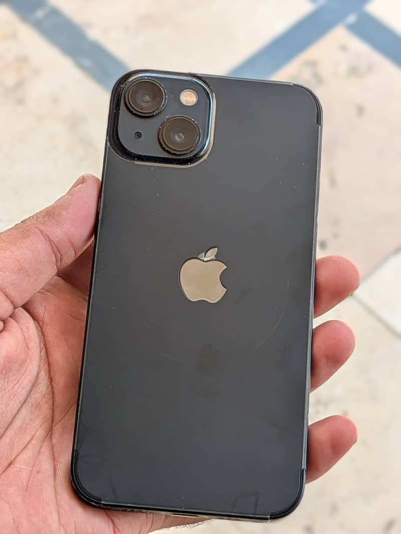 Apple iPhone 13 2