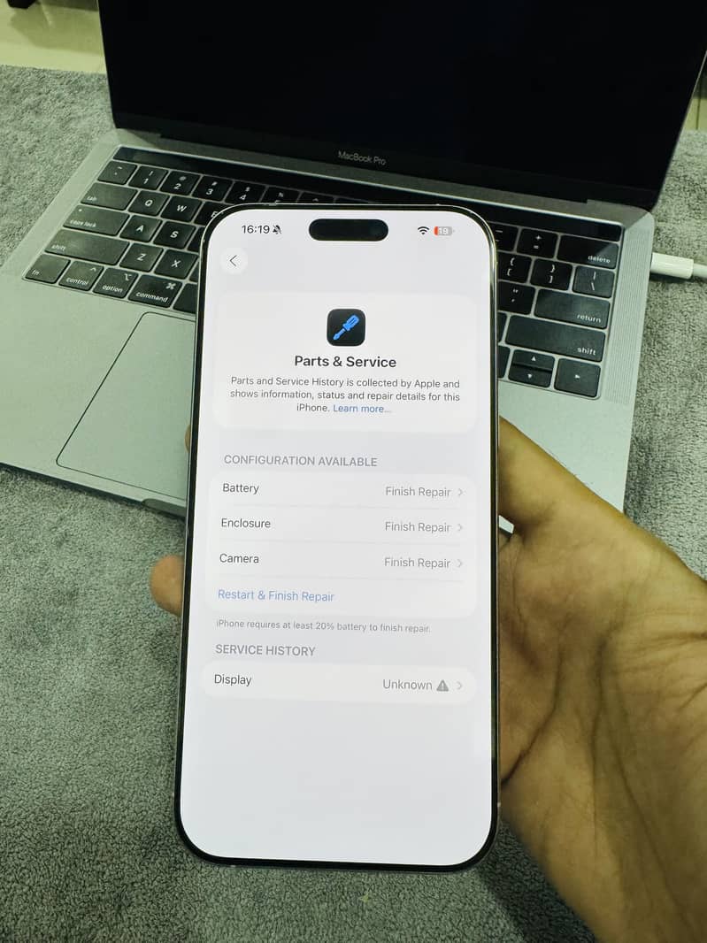 Apple iPhone 16 Pro Max 5