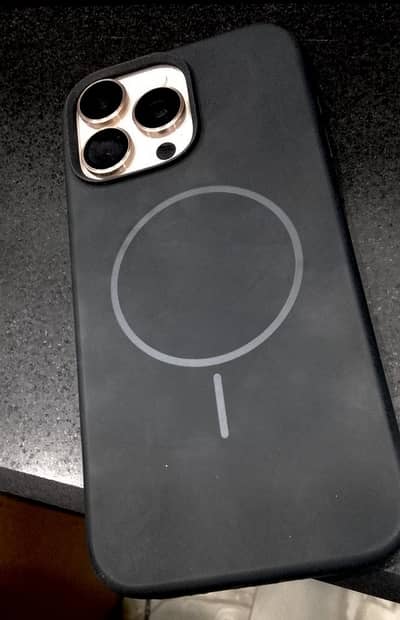 Apple iPhone 16 Pro Max