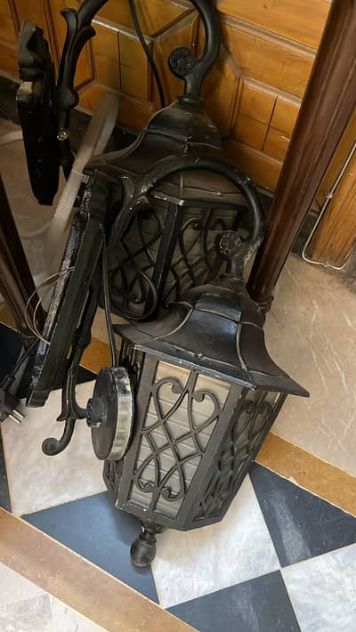rot iron antique style lights