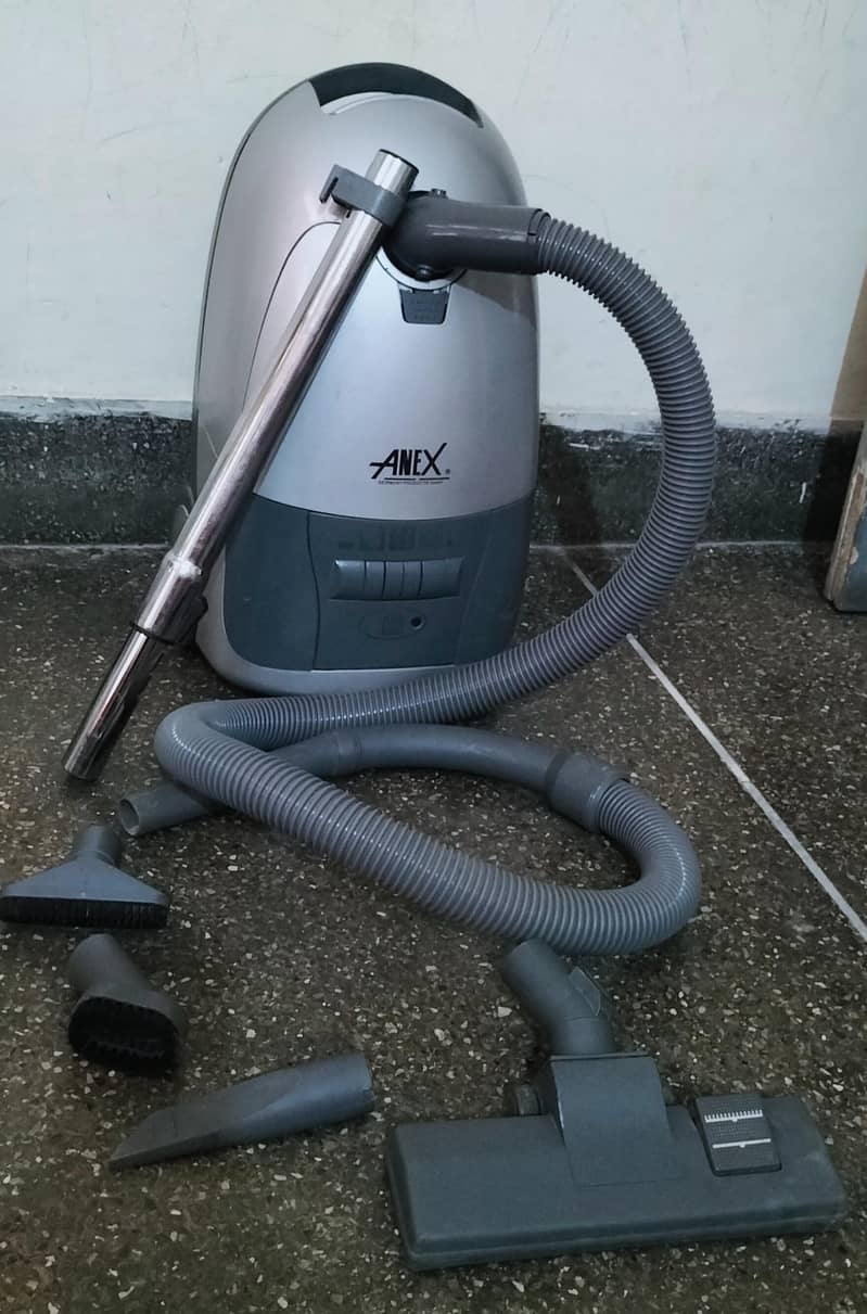 vacuum cleaner 0