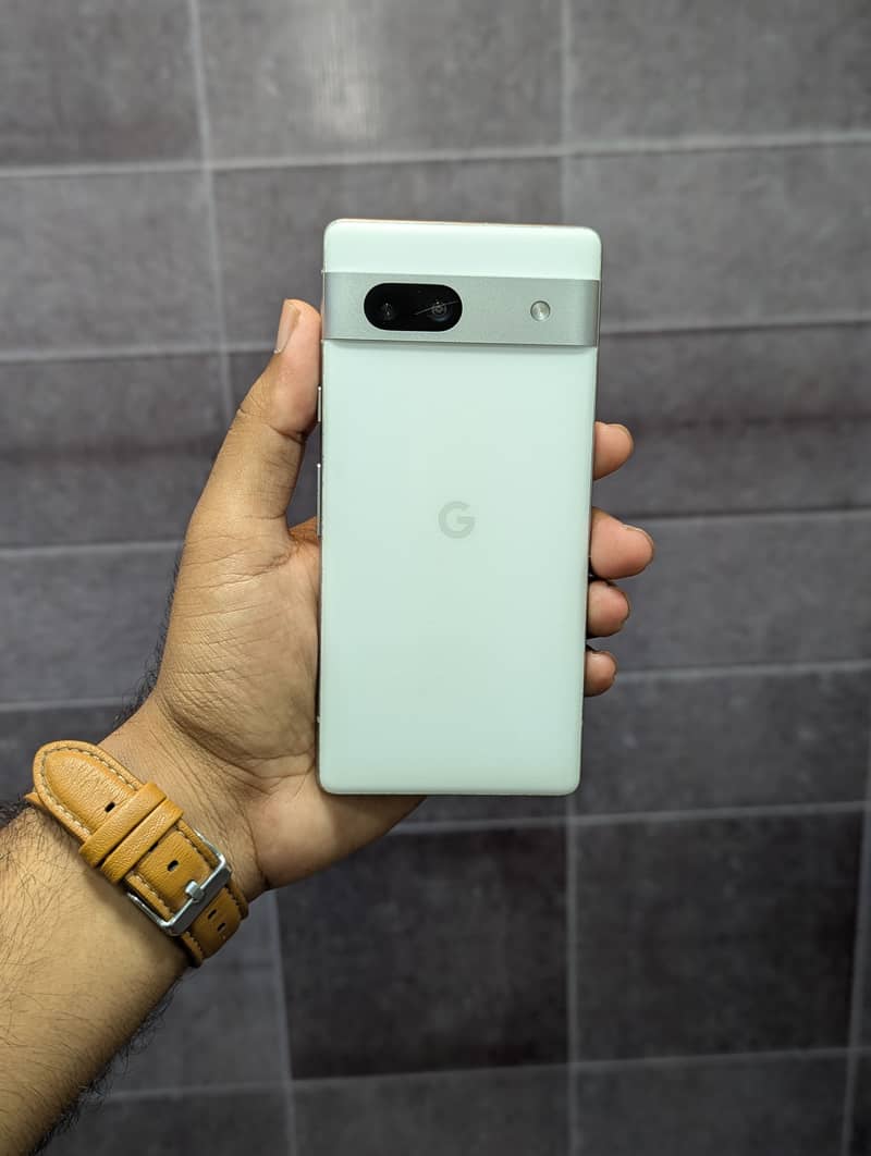 Google Pixel 7a 5