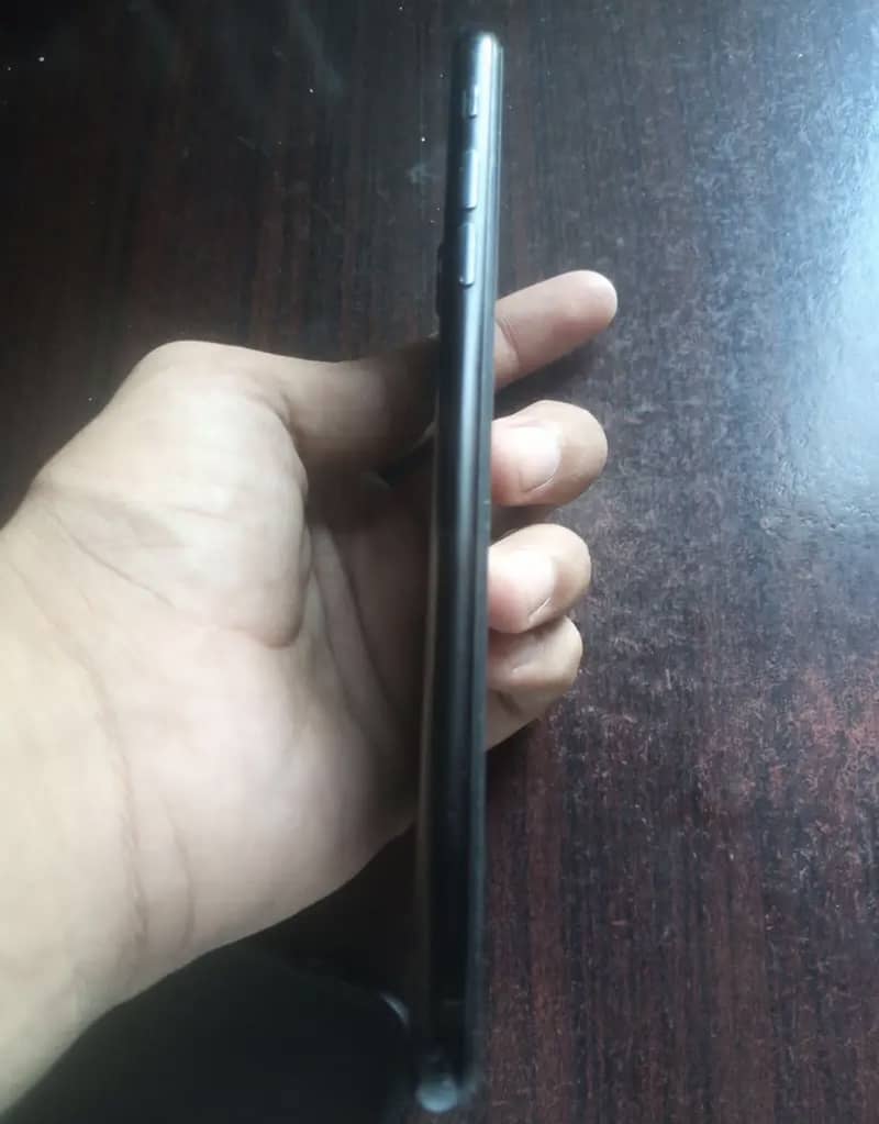 Apple iPhone 7 Plus 4