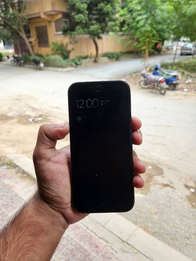 Google Pixel 9A 1