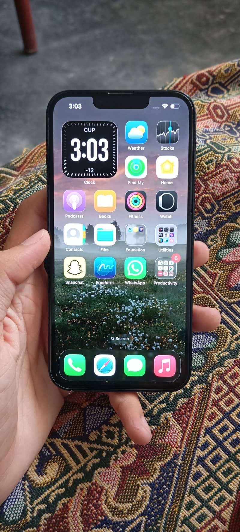 Apple iPhone 13 5