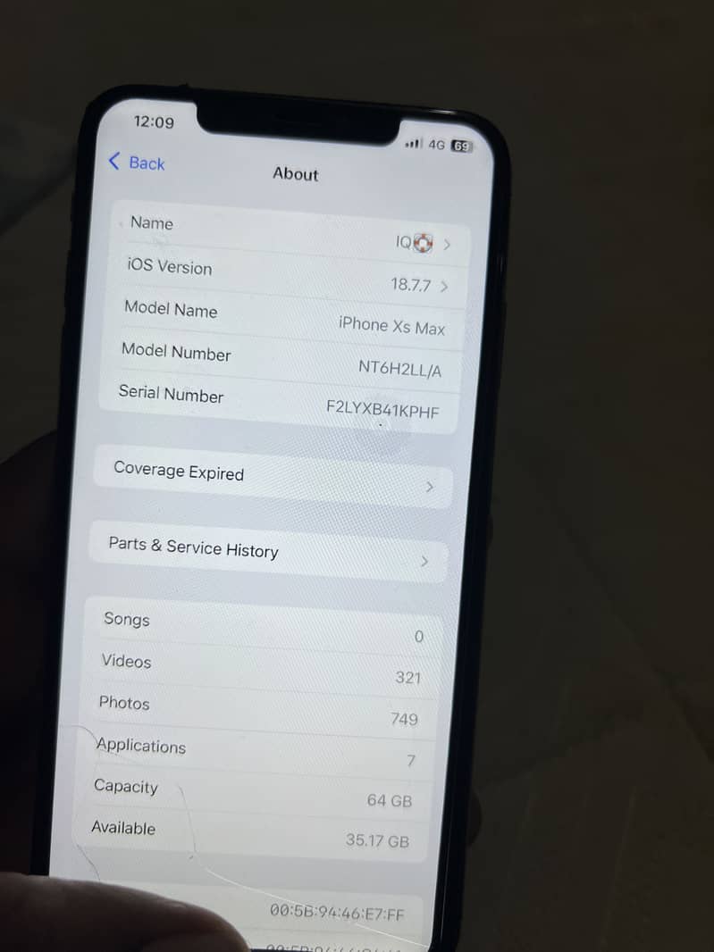 Apple iPhone XS Max 4