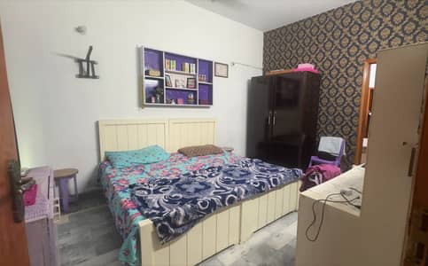 A BEAUTIFUL 7 MRLA LOWER PORTION FOR RENT