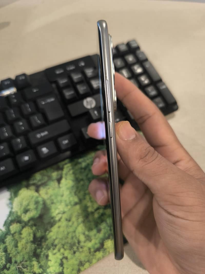 Tecno Spark 40 Pro plus 4