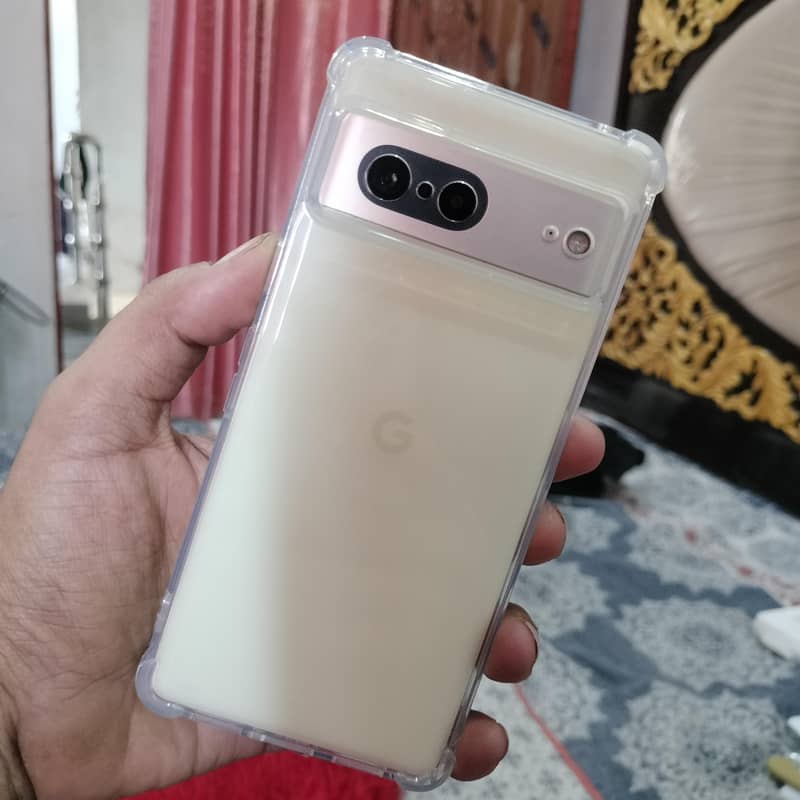 Google Pixel 7 5
