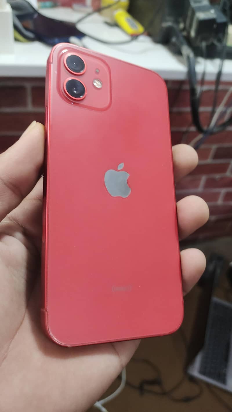 Apple iPhone 12 0