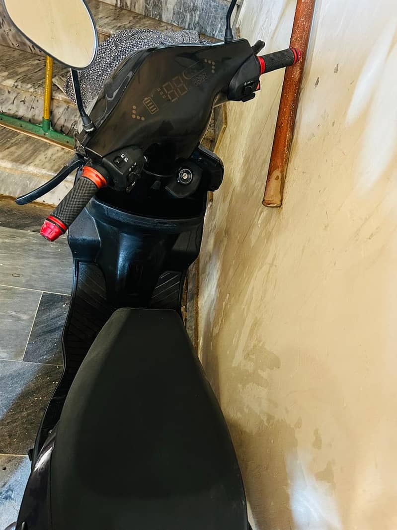 Scooty 3