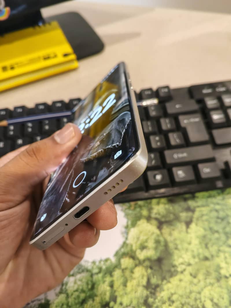 Xiaomi Redmi Note 13 Pro Plus 2
