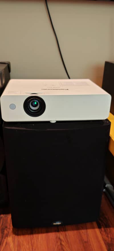 Panasonic HDMI latest projector model PT LB330 home used