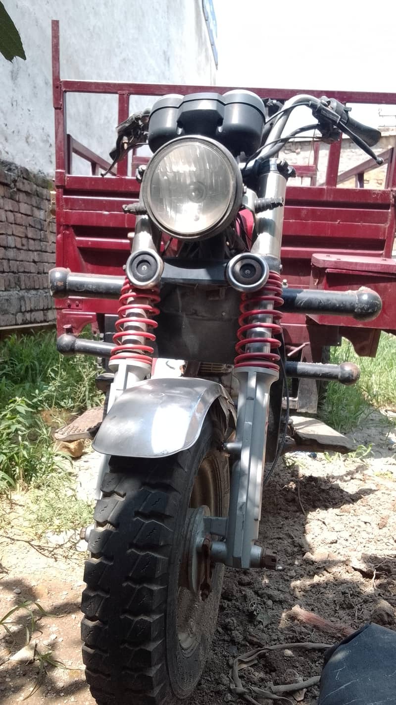 Auto riksha loader 3