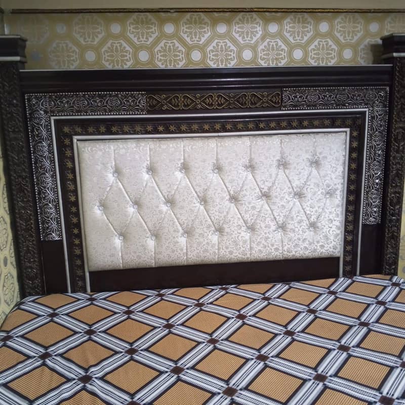 King Bed Cinyot 1