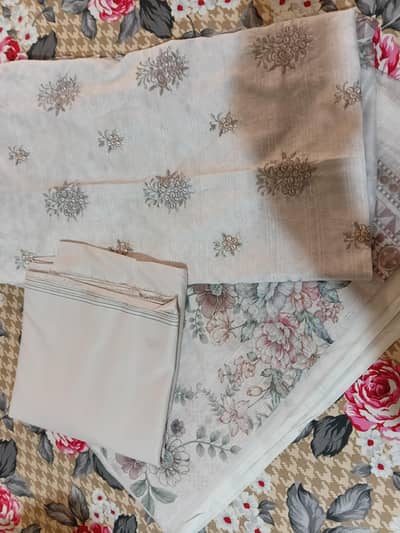 lawn embroidary suit