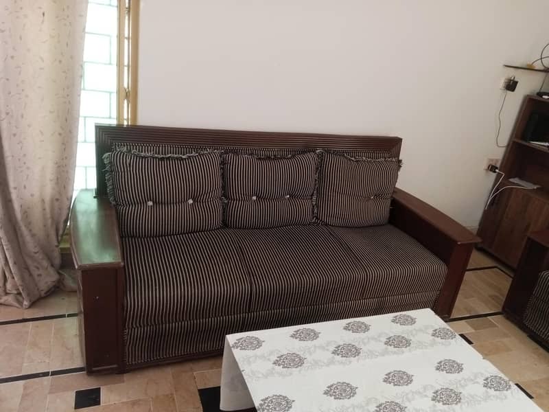 7 seater box type sofa 6