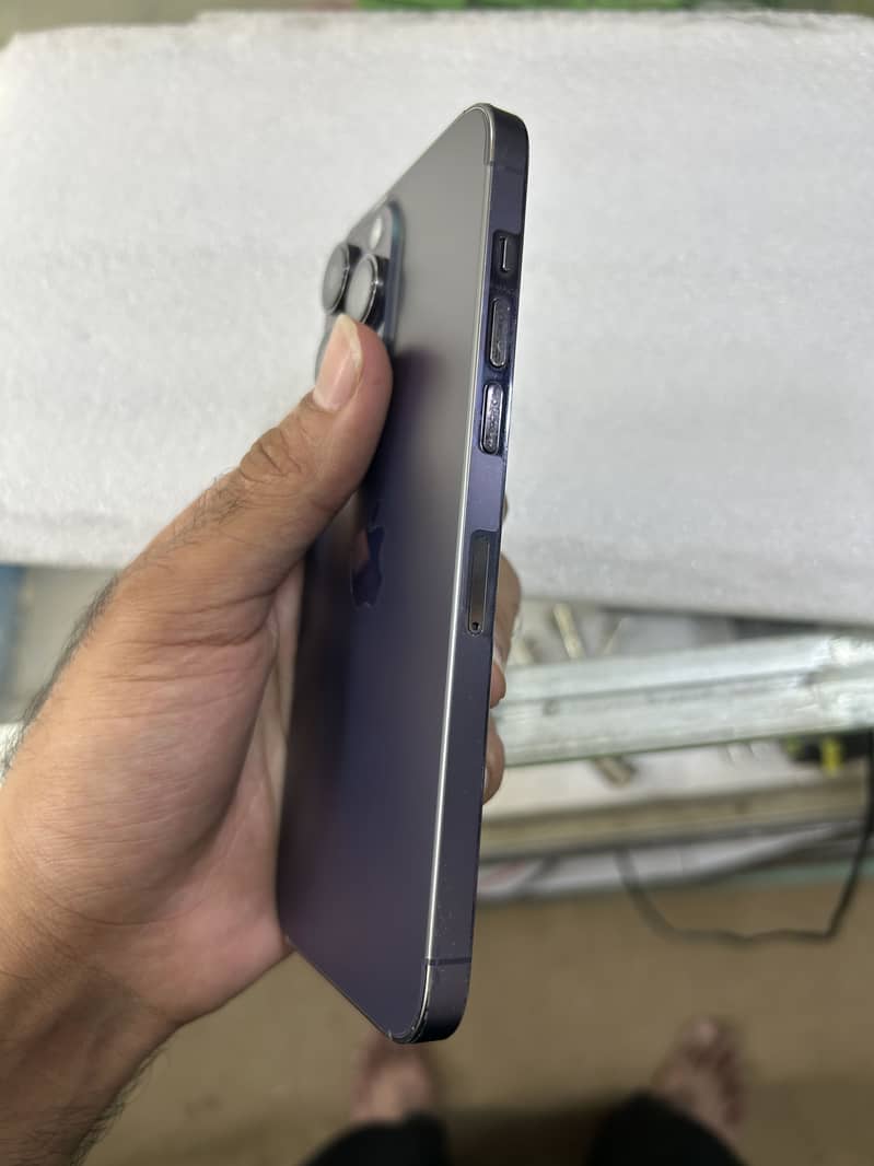 Apple iPhone 14 Pro Max 2
