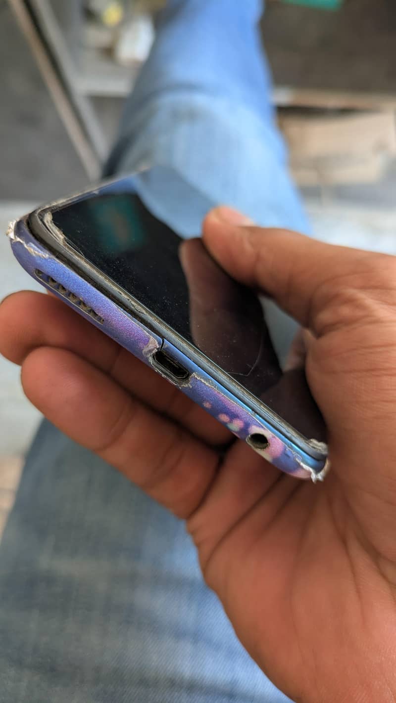 TECNO KC3 4
