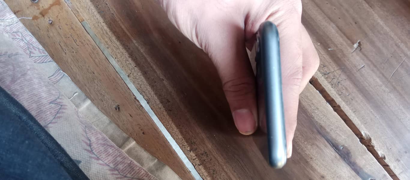Apple iPhone 11 2