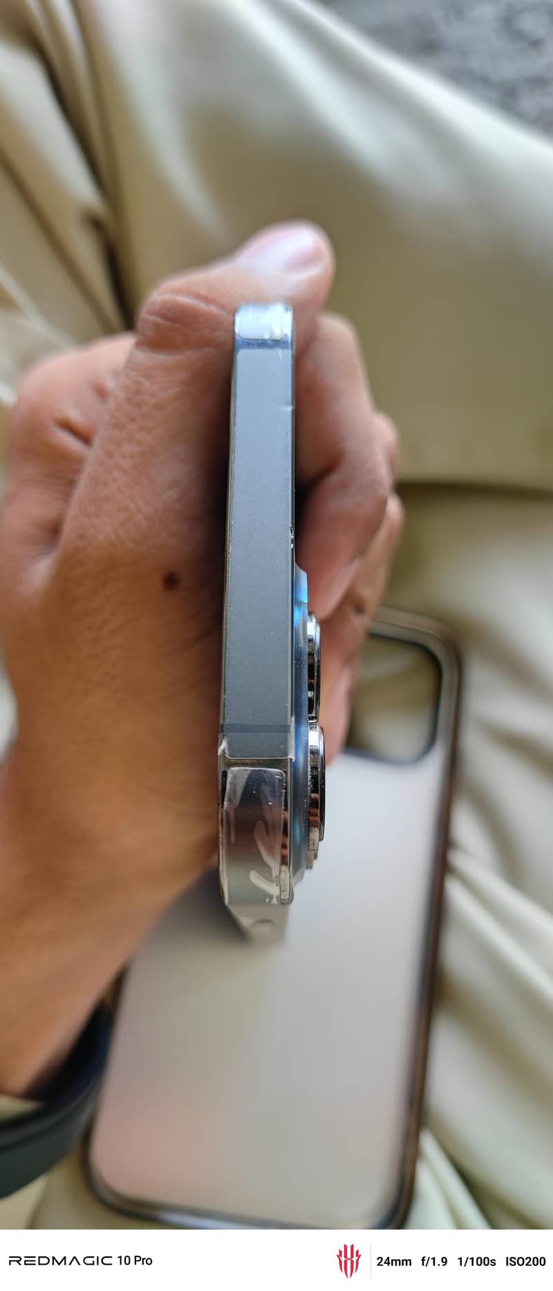 Apple iPhone 13 Pro Max 0