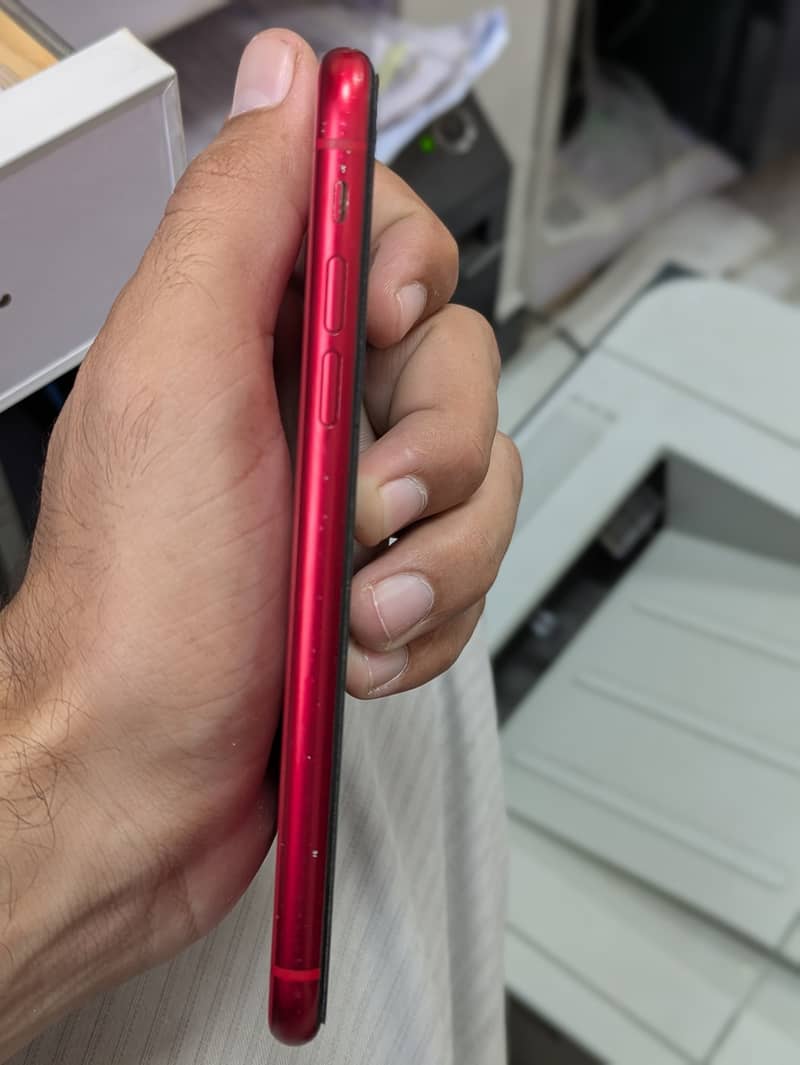 Apple iPhone 11 3