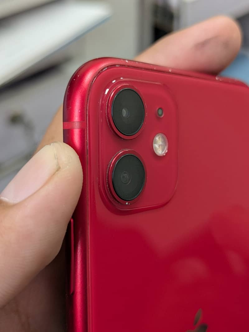 Apple iPhone 11 4