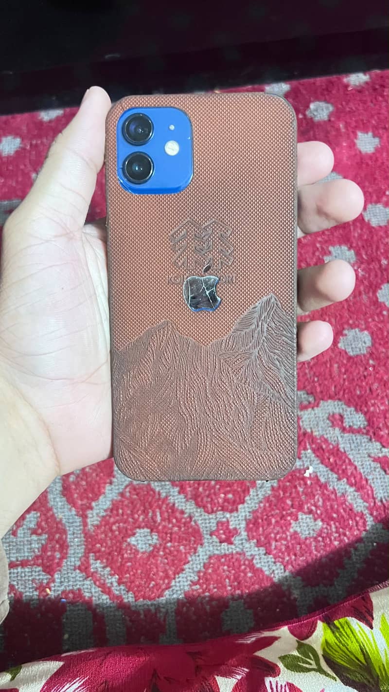 Apple iPhone 12 0