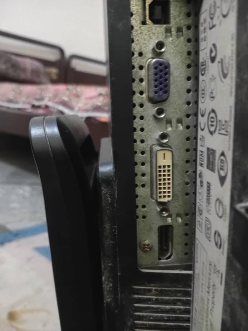 Monitor lcd 4