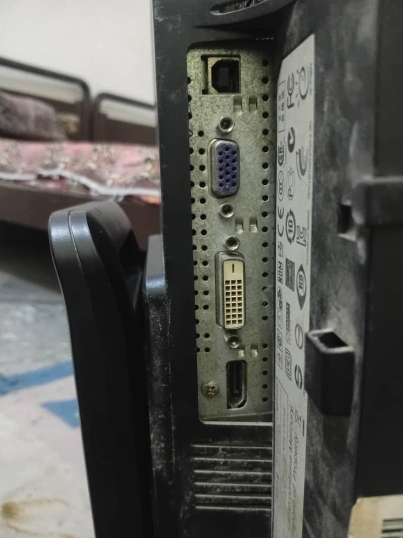 Monitor lcd 5