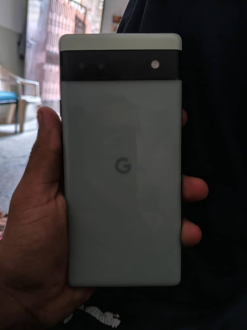 Google Pixel 6a 5
